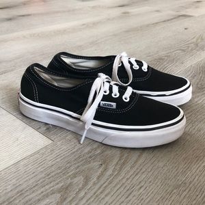 Vans Black Authentic shoes